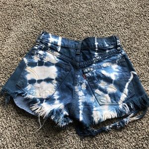 Blue and White vintage Levi shorts